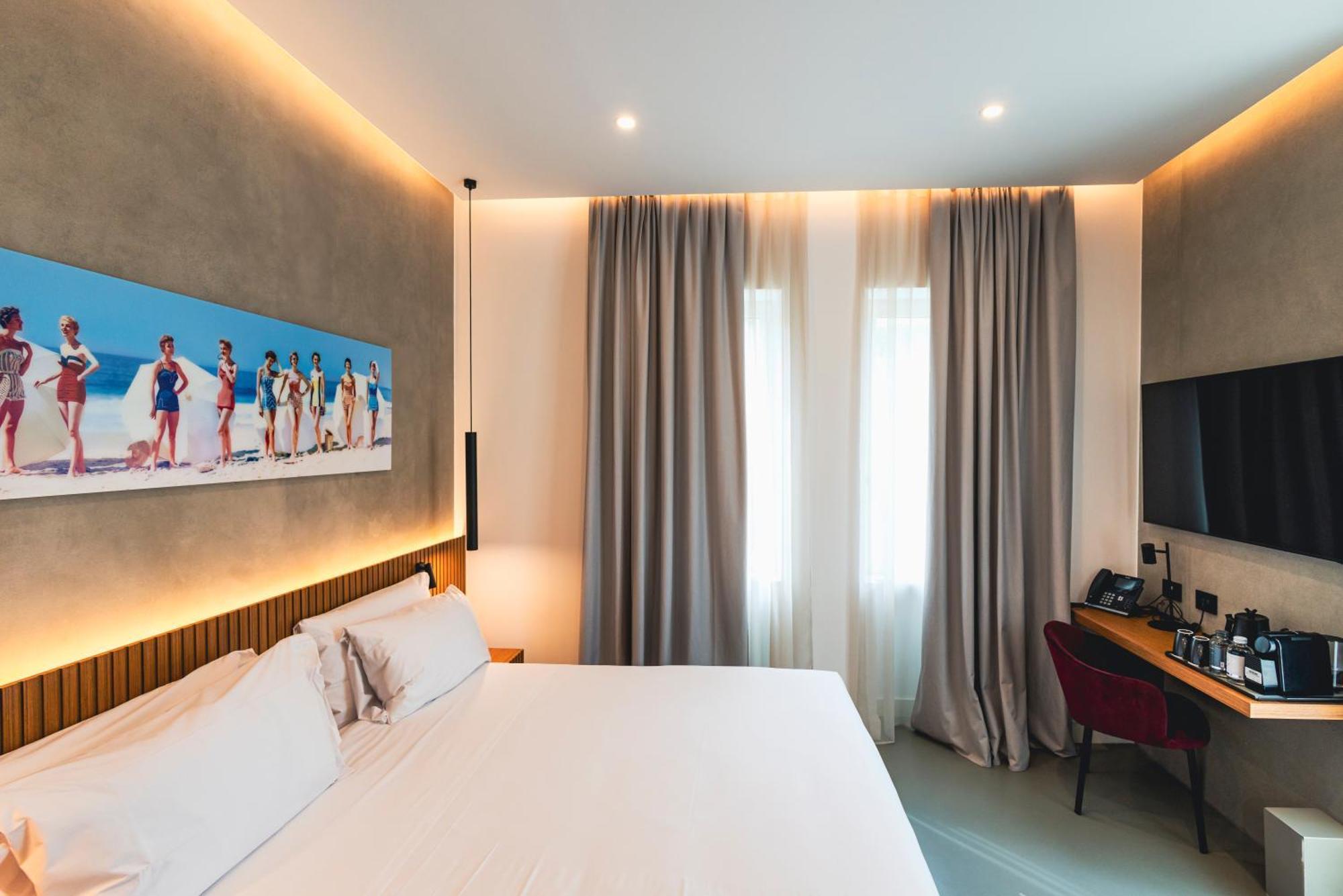 J Maluni City Hotel Roma Ngoại thất bức ảnh